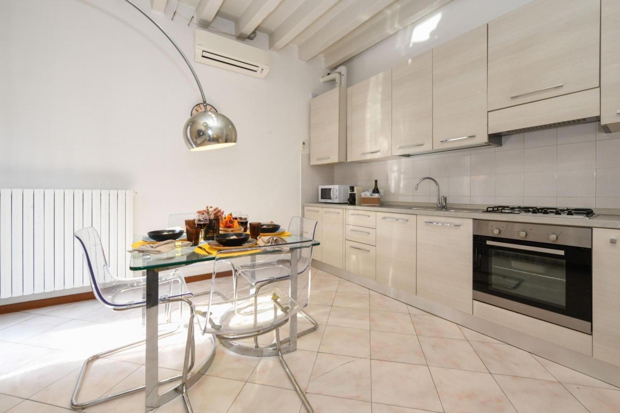 Desenzanoloft Official Partner Marriott Homes & - Le Petit Bijou - Restyling 2025 - Downtown Desenzano del Garda